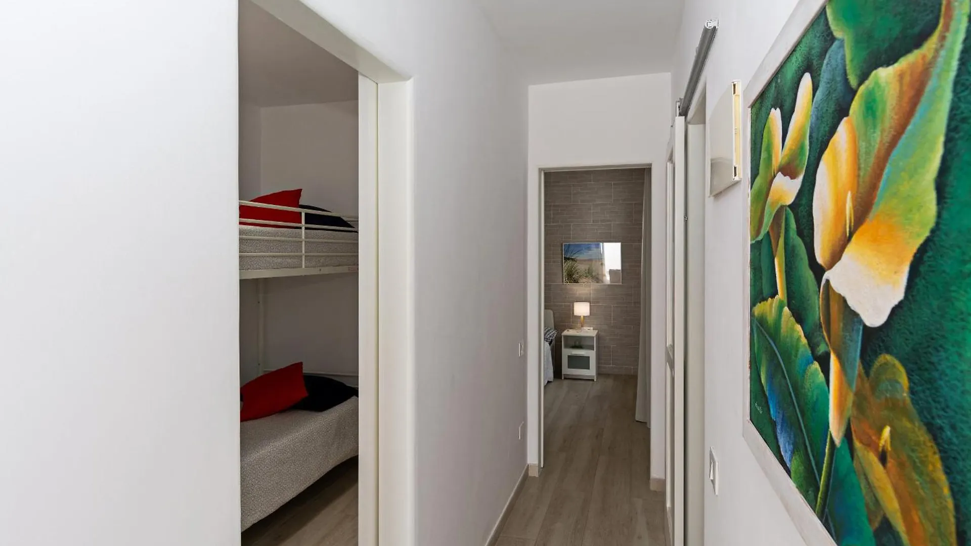 2Br Terrace Home - 10 Min Walk To The Beach Playa Honda  Prázdninový dům Playa Honda (Lanzarote)
