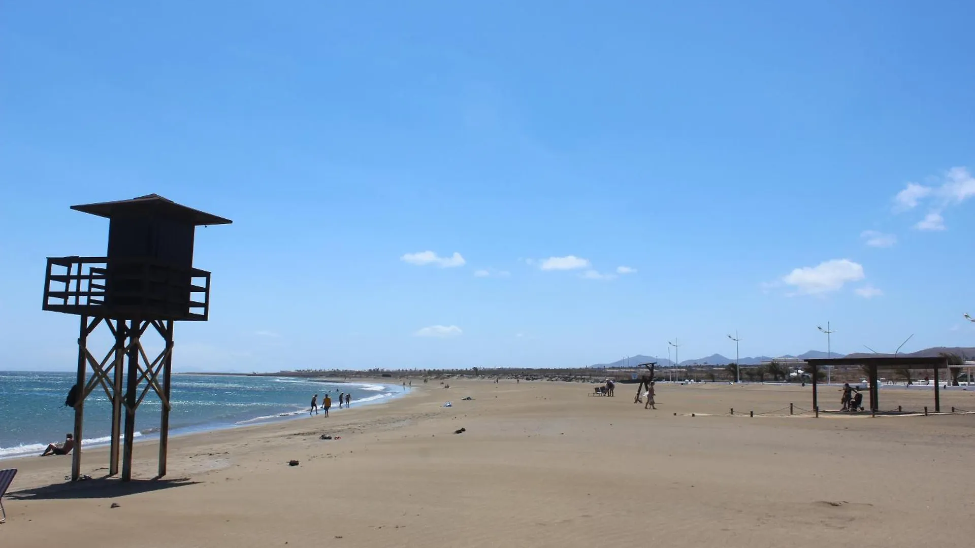 2Br Terrace Home - 10 Min Walk To The Beach Playa Honda